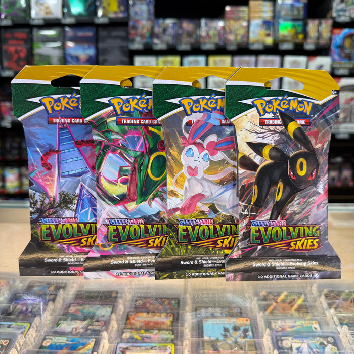 Pokémon TCG: Sword & Shield: Evolving Skies - Sleeved Booster Pack